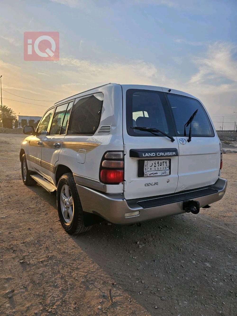 Toyota Land Cruiser